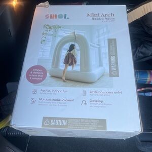 White Mini Arch Bounce House